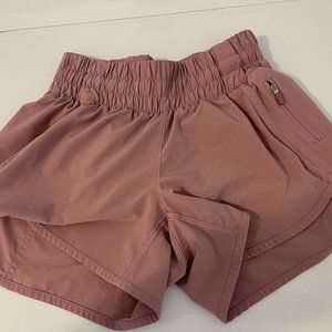 Lululemon Athletica Dusty Rose Workout Shorts 4" size 2